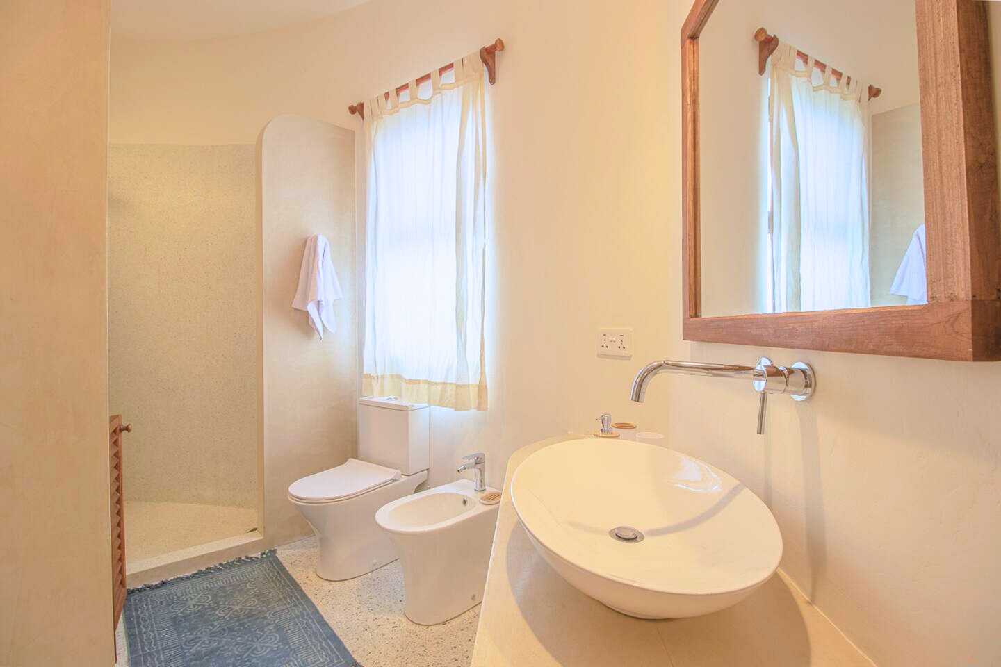 Bagno ensuite al Ghepard Towers