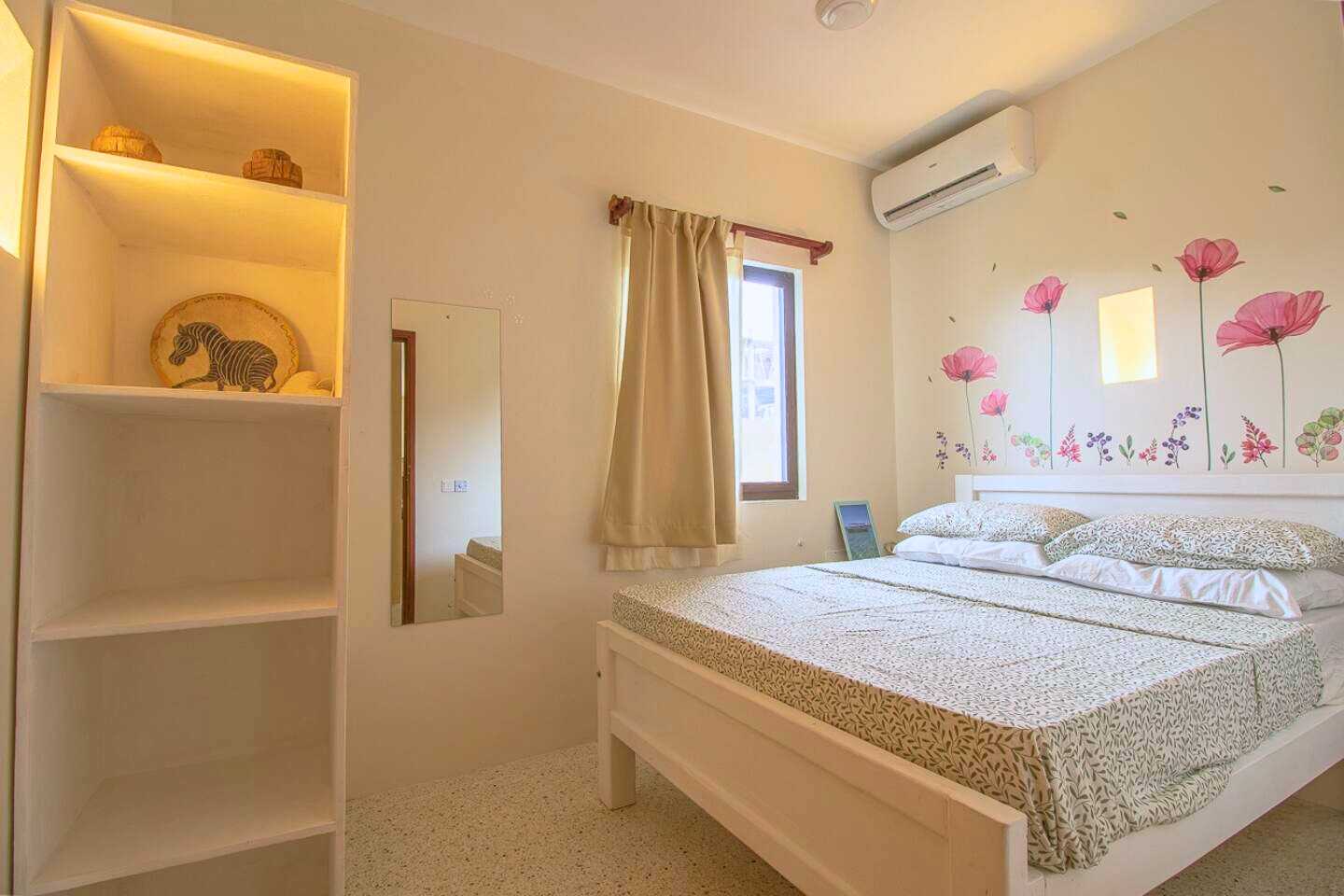 Camera con letto alla francese al Ghepard Towers