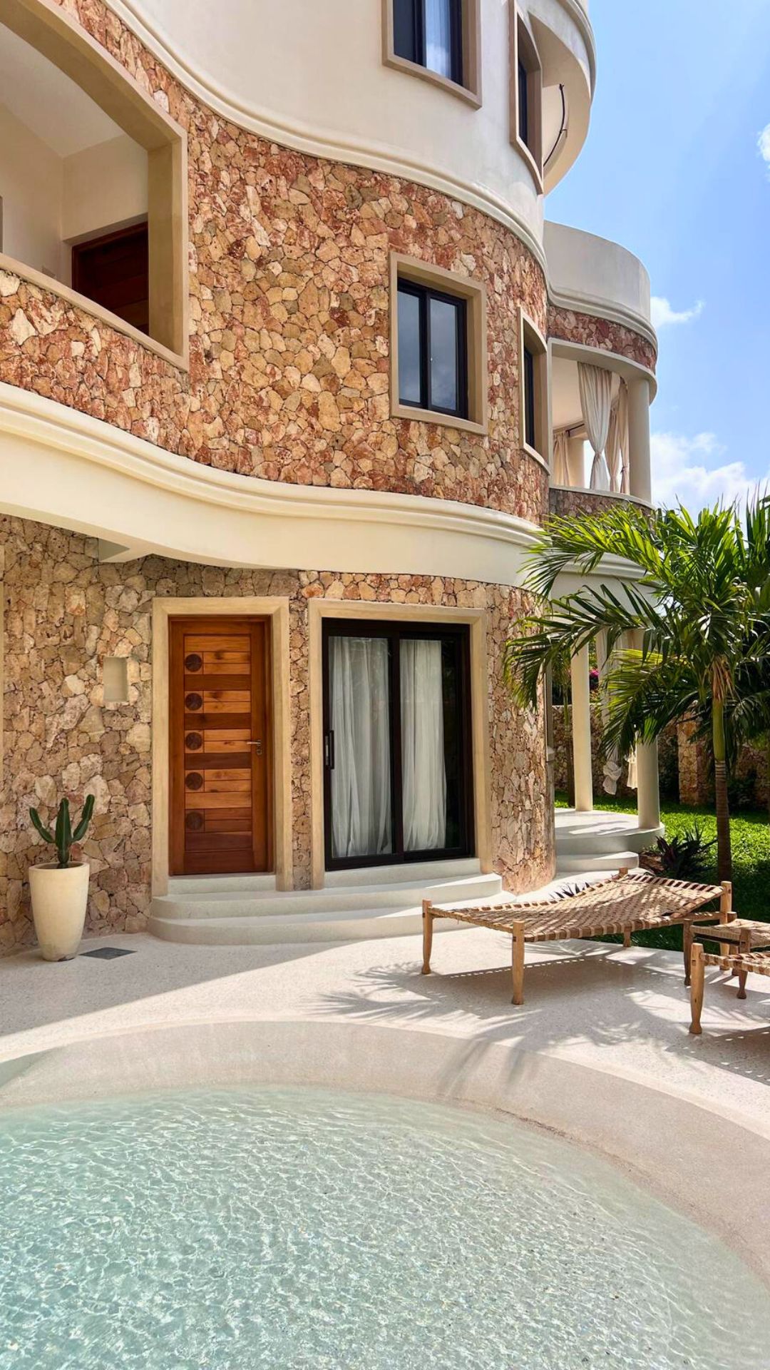 Ingresso dell'appartamento nel residence Ghepard Towers a Watamu