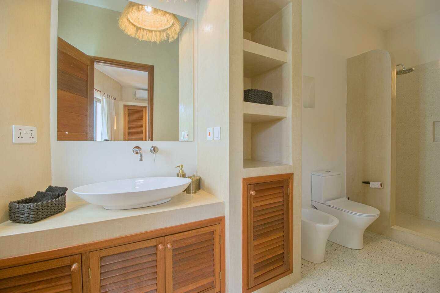Bagno ensuite al Ghepard Towers
